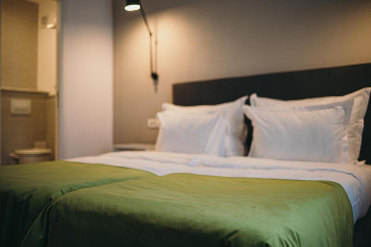 Nest Guesthouse 德罗贝塔-塞维林堡 外观 照片
