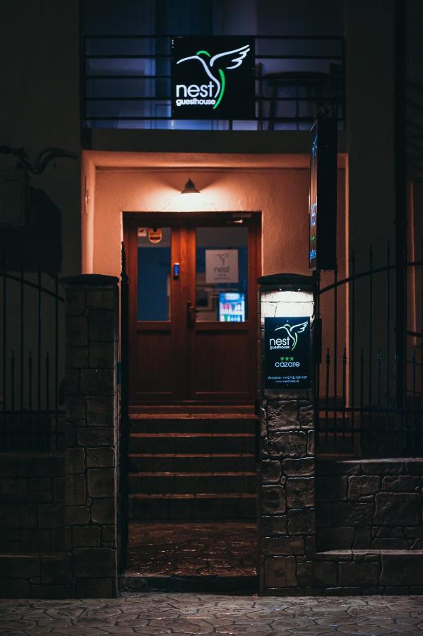 Nest Guesthouse 德罗贝塔-塞维林堡 外观 照片